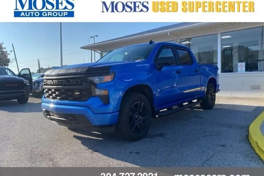 2025 Chevrolet Silverado 1500 Custom photo 1