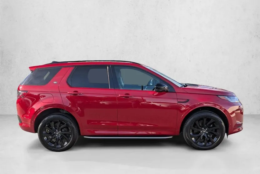 2025 Land Rover Discovery Sport S photo 1