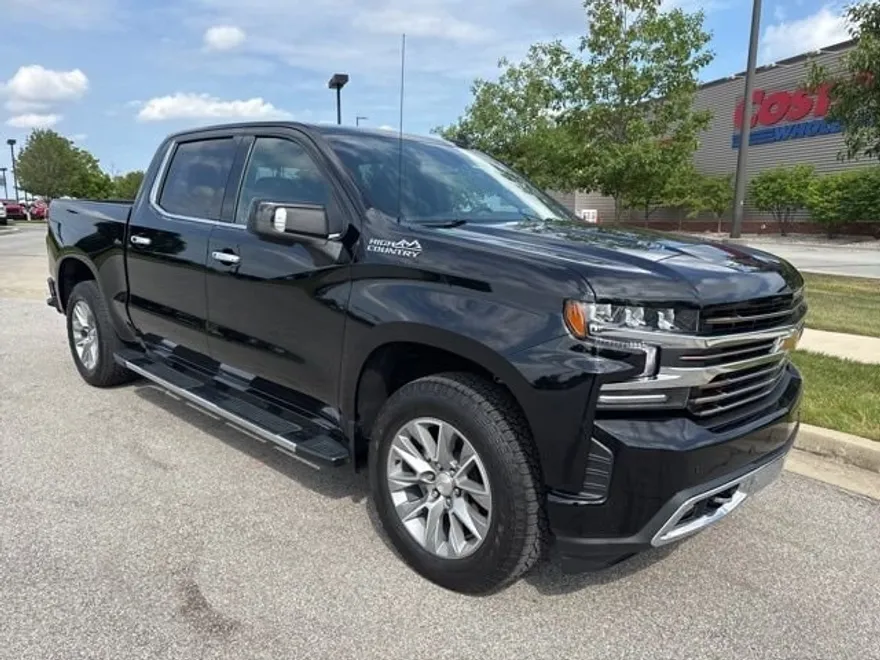 2022 Chevrolet Silverado 1500 High Country photo 1