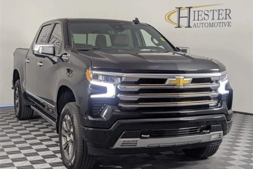 2022 Chevrolet Silverado 1500 High Country photo 1