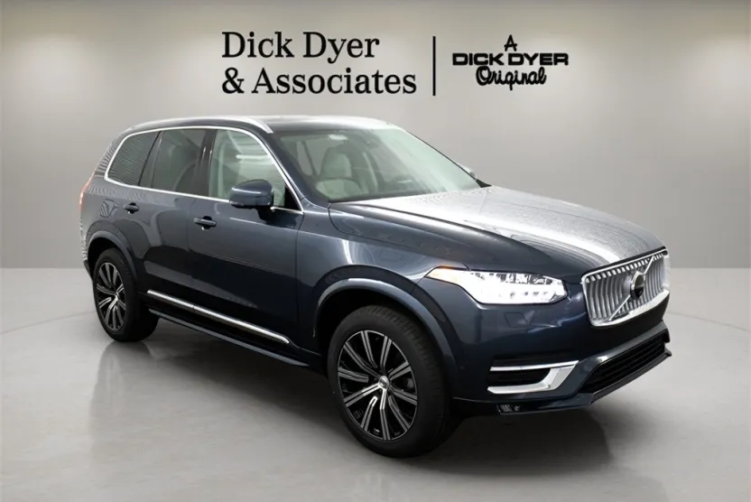 2025 Volvo XC90 Plus photo 1
