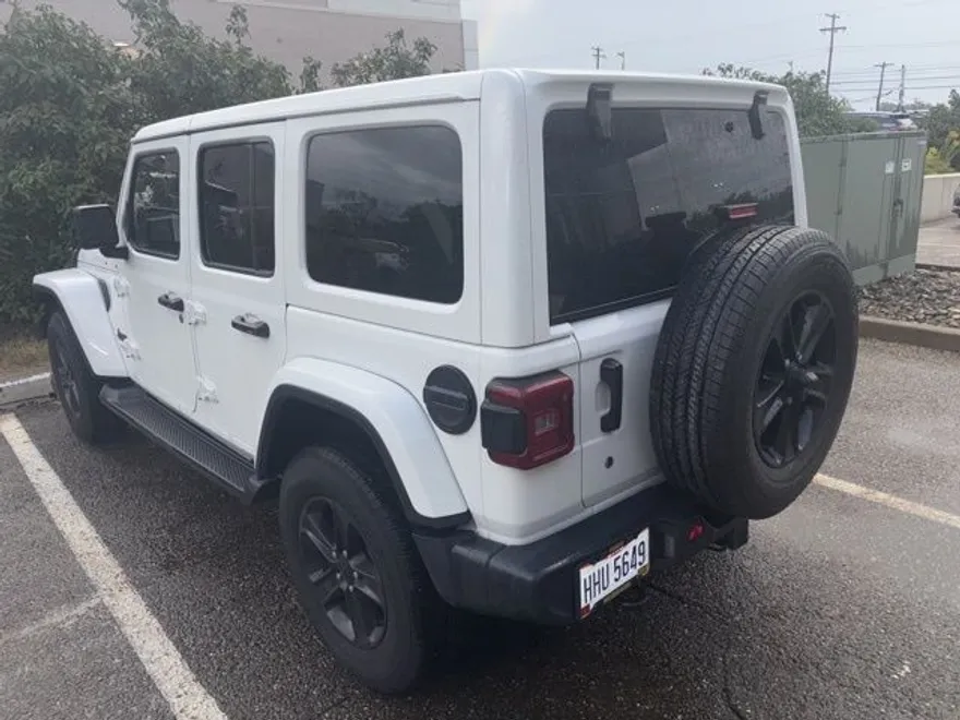 2020 Jeep Wrangler Unlimited Sahara photo 1