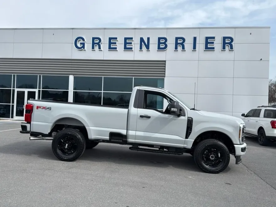 2025 Ford F-250 XL photo 1