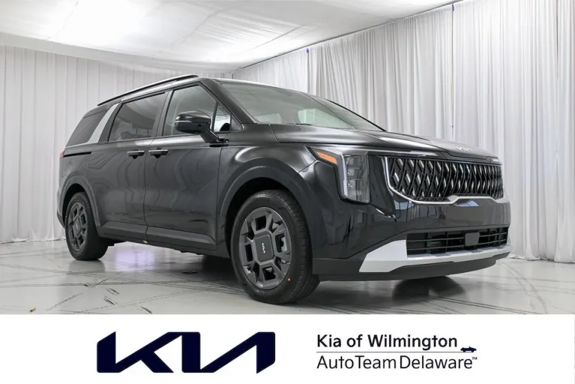 2025 Kia Carnival EX photo 1