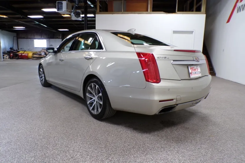 2016 Cadillac CTS Sedan Luxury photo 1