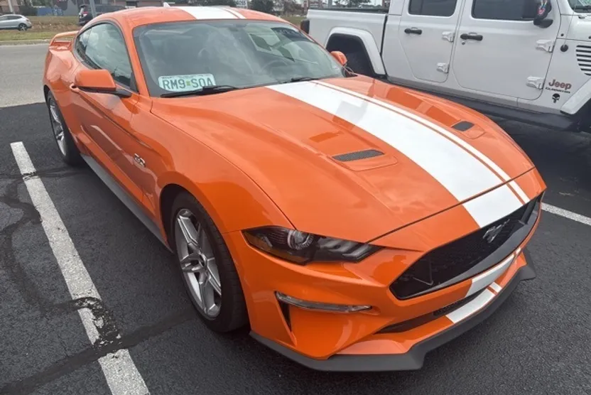 2020 Ford Mustang GT Premium photo 1
