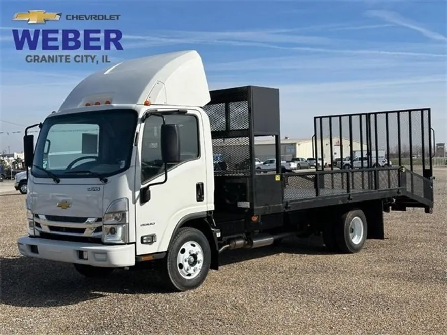 2024 Chevrolet Silverado 3500HD photo 1