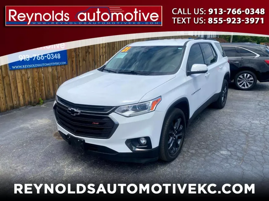 2021 Chevrolet Traverse RS photo 1