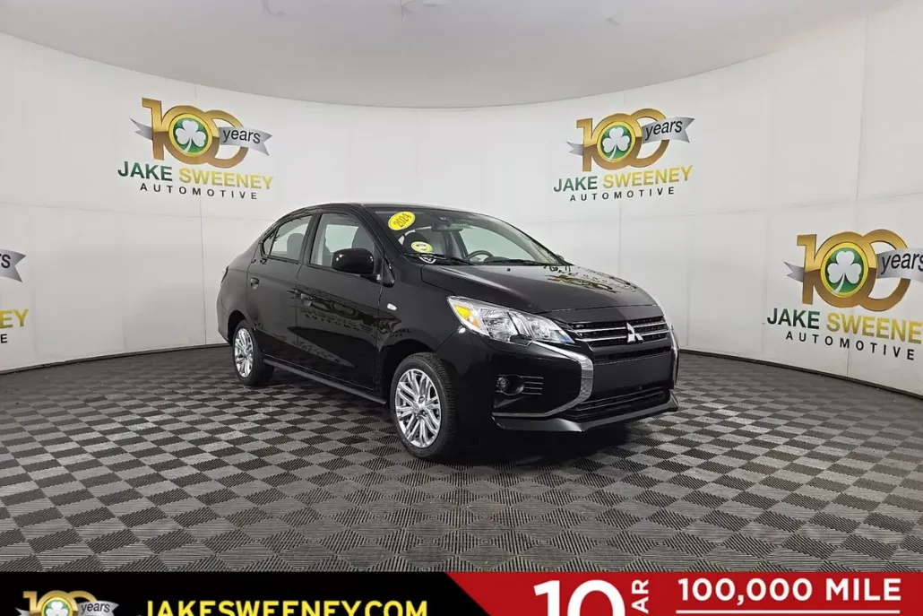 2024 Mitsubishi Mirage G4 LE photo 1