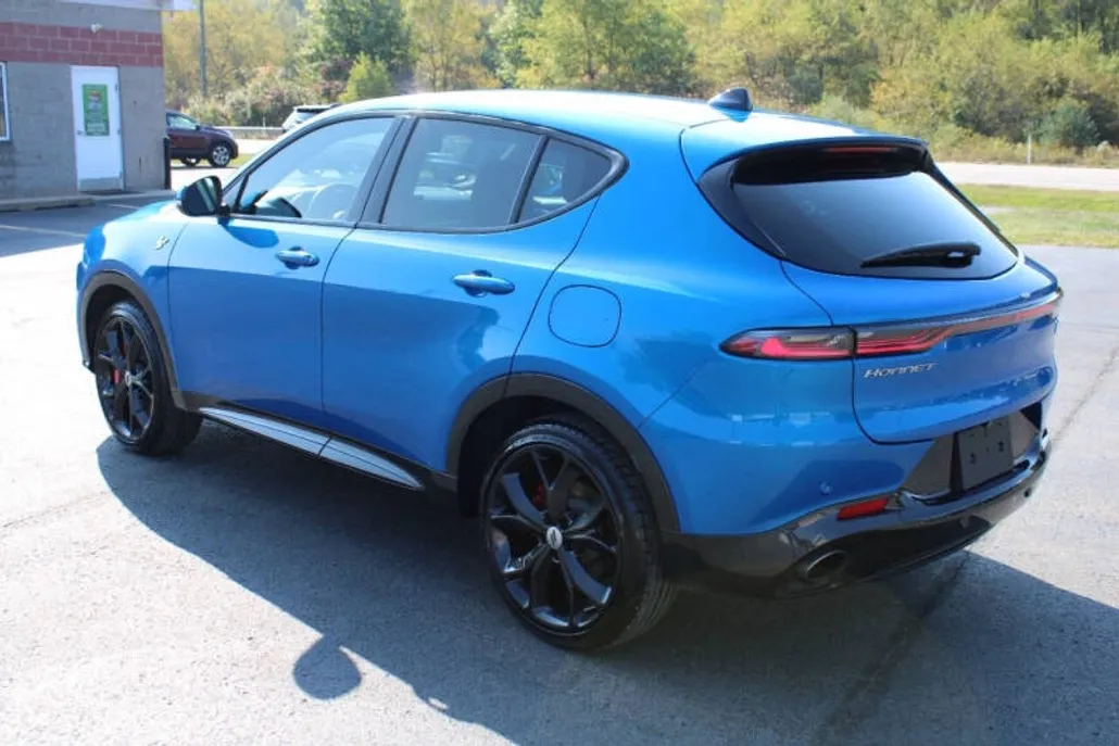 2024 Dodge Hornet R/T photo 1