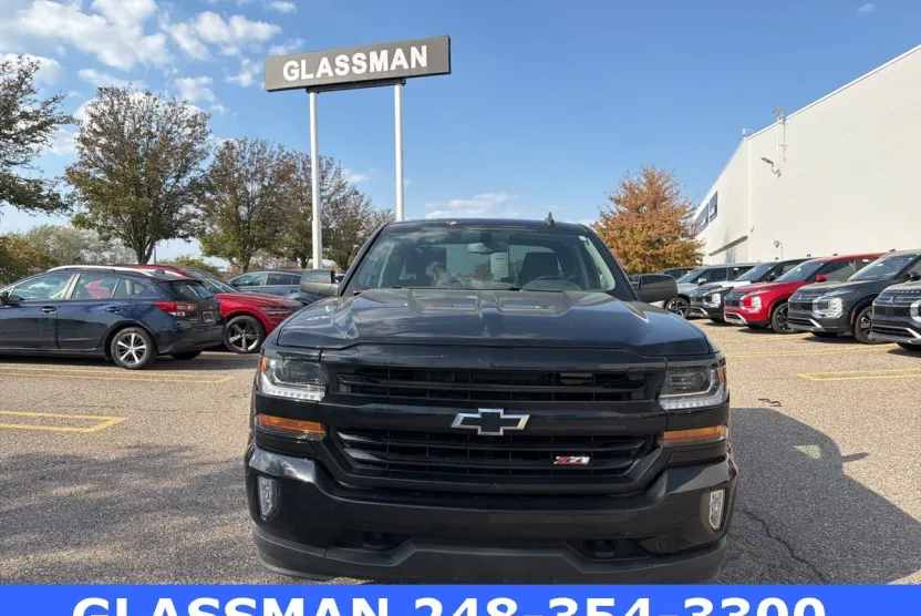 2019 Chevrolet Silverado 1500 LT photo 1