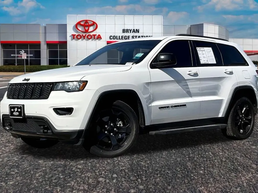2018 Jeep Grand Cherokee Laredo Upland photo 1