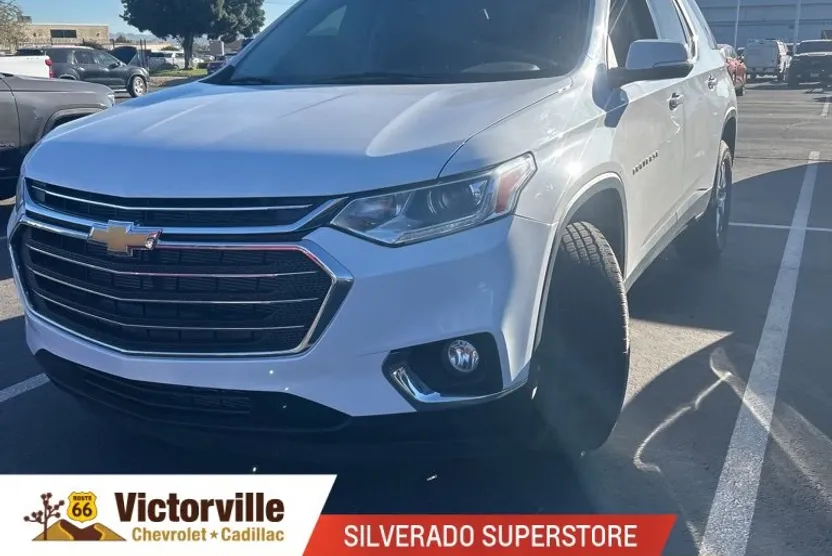2021 Chevrolet Traverse Cloth photo 1