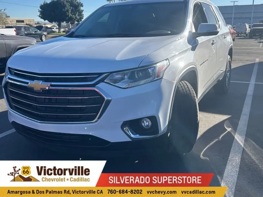2021 Chevrolet Traverse Cloth photo 1