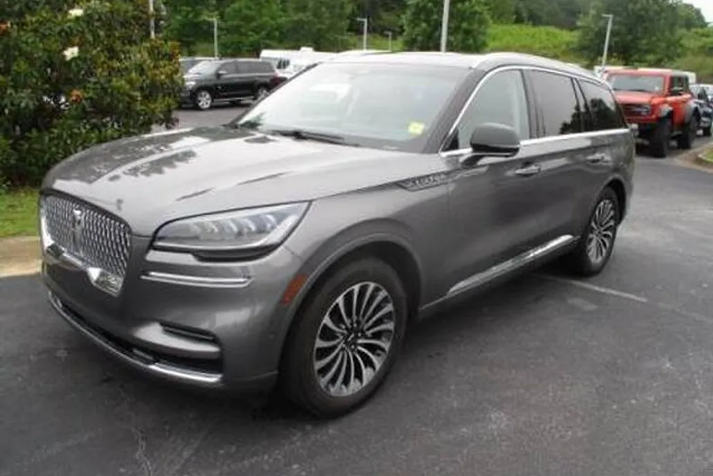 2022 Lincoln Aviator Black Label photo 1