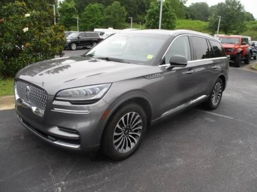 2022 Lincoln Aviator Black Label photo 1