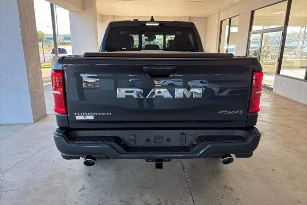 2026 Ram 1500 photo 1