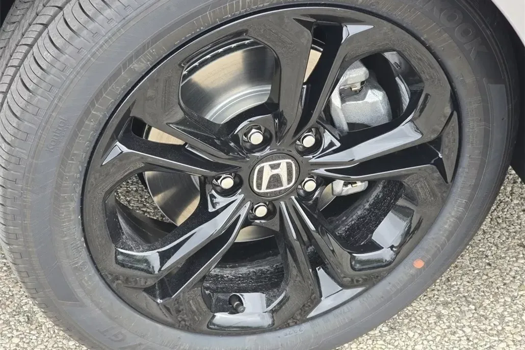 2025 Honda Accord SE photo 1
