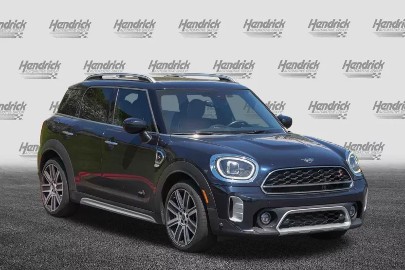 2023 Mini Countryman S ALL4 photo 1