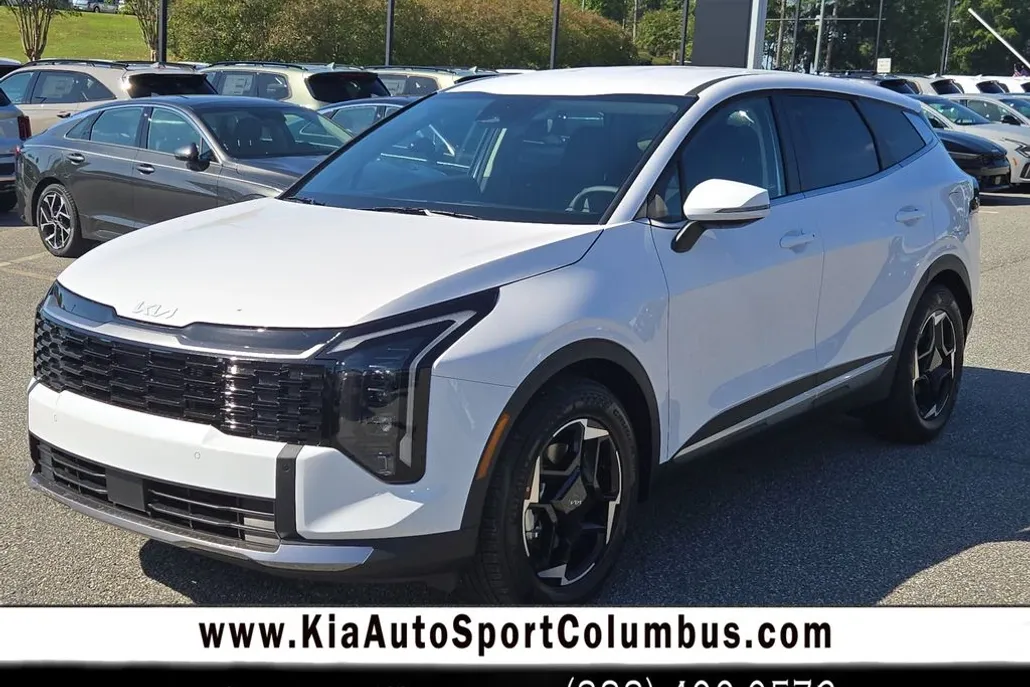 2026 Kia Sportage EX photo 1