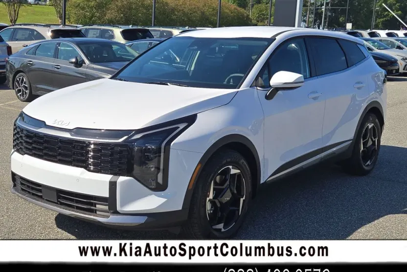 2026 Kia Sportage EX photo 1