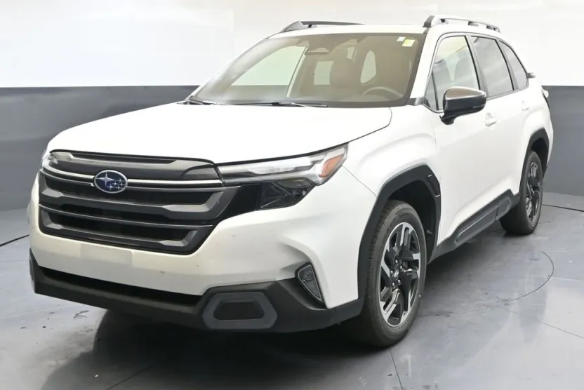 2025 Subaru Forester Limited photo 1