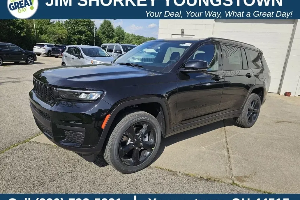 2025 Jeep Grand Cherokee Altitude photo 1