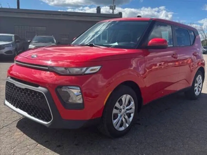 2020 Kia Soul LX photo 1