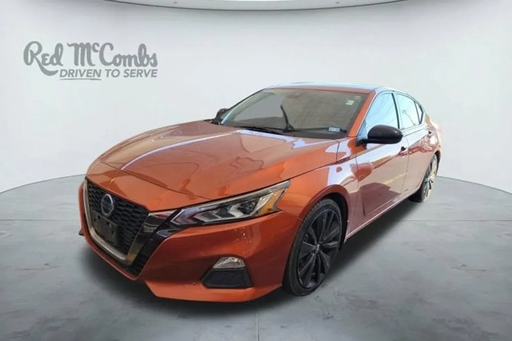 2021 Nissan Altima 2.5 SR photo 1