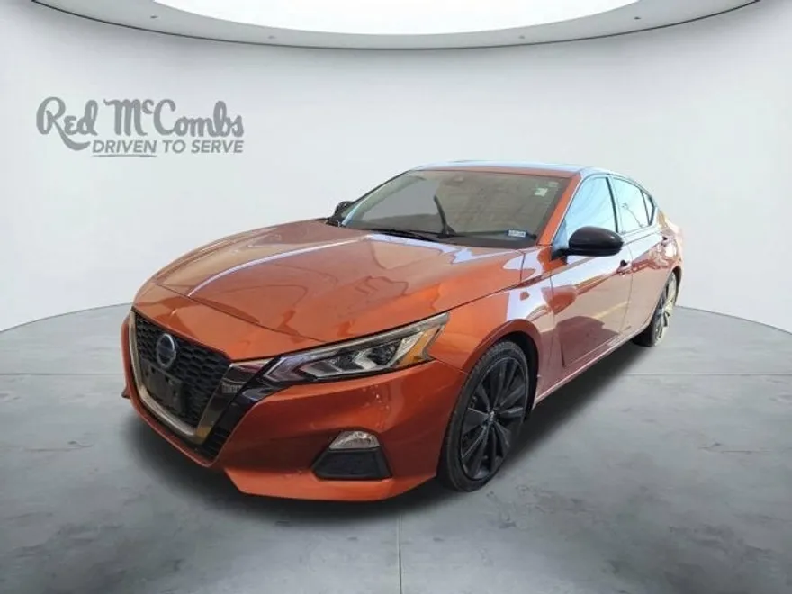 2021 Nissan Altima 2.5 SR photo 1