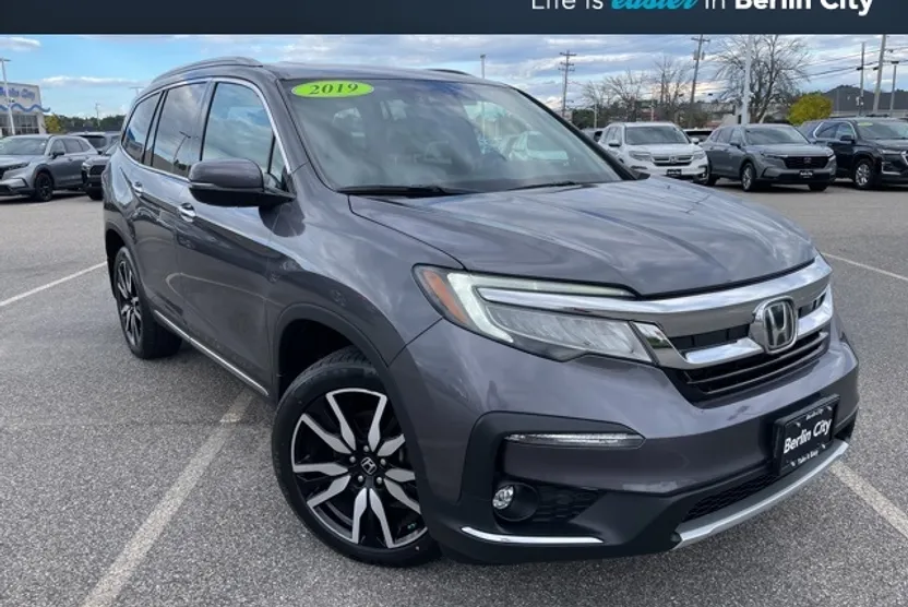 2019 Honda Pilot Elite photo 1