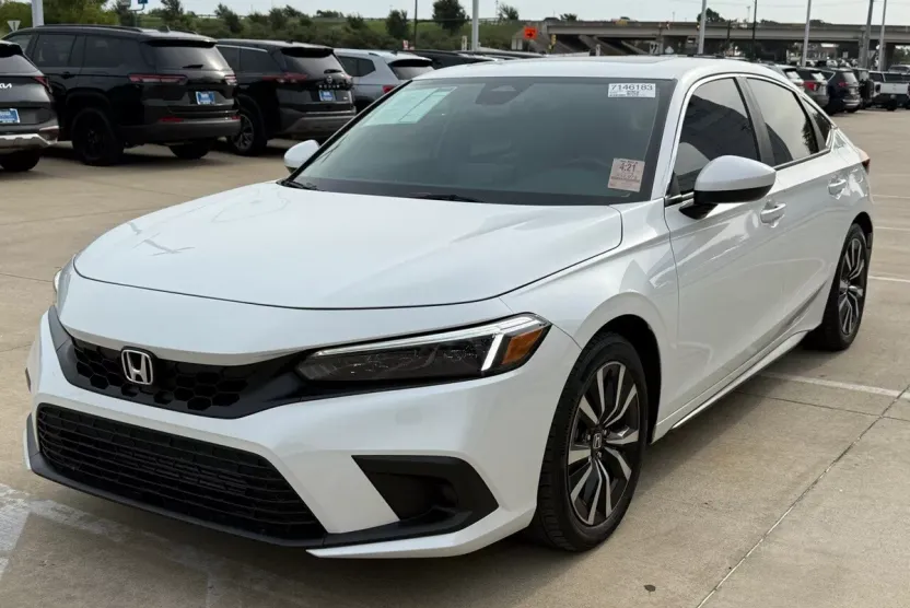 2024 Honda Civic EX-L photo 1