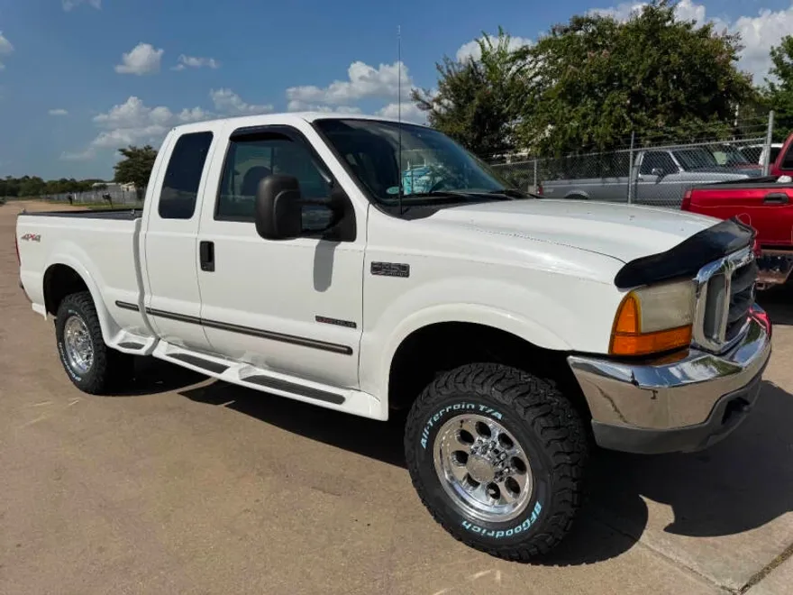 1999 Ford F-250 Lariat photo 1