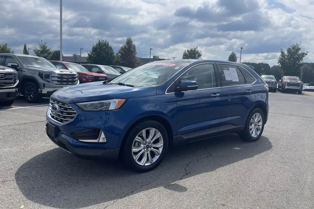 2020 Ford Edge Titanium photo 1
