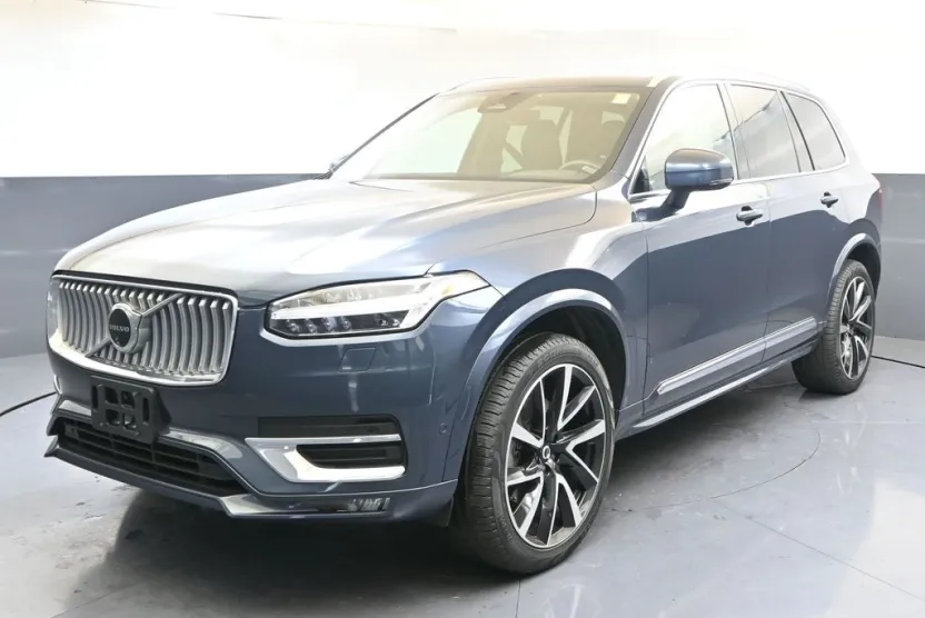 2024 Volvo XC90 Plus photo 1