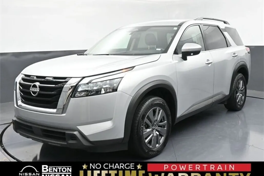 2025 Nissan Pathfinder SV photo 1