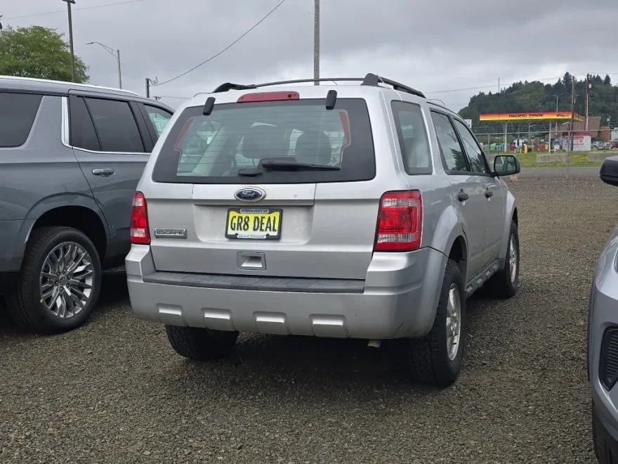 2012 Ford Escape XLS photo 1