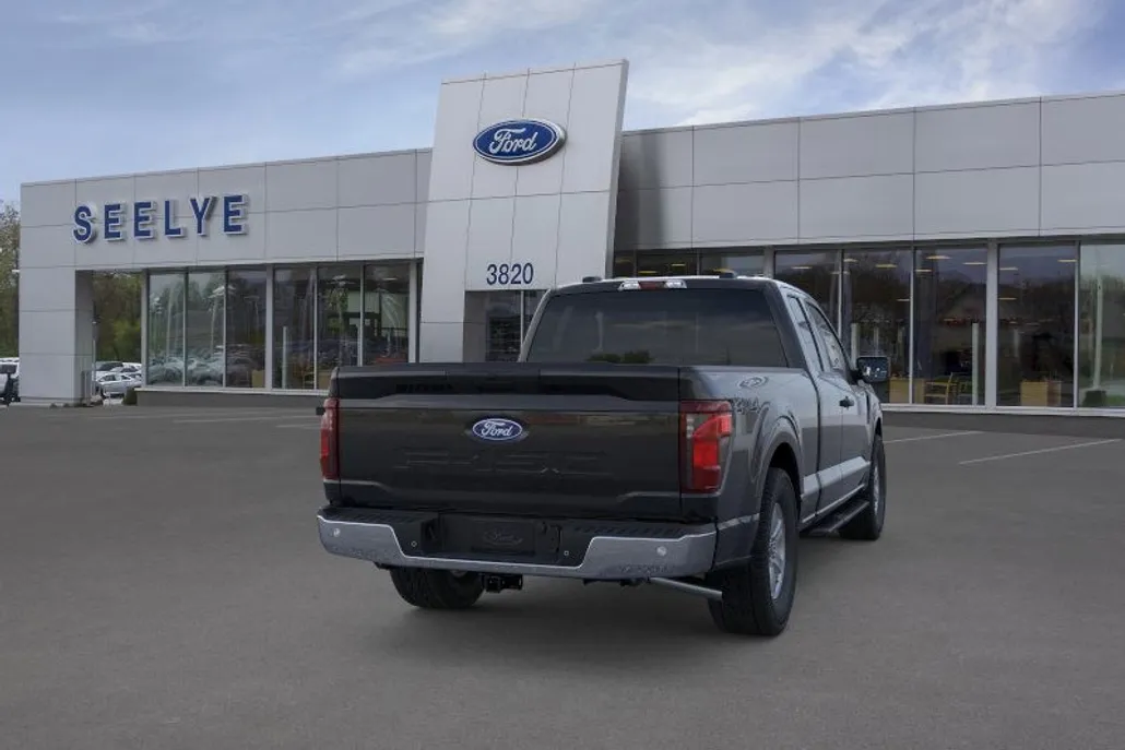2025 Ford F-150 XL photo 7