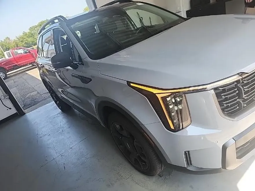 2024 Kia Sorento X-Line EX photo 1