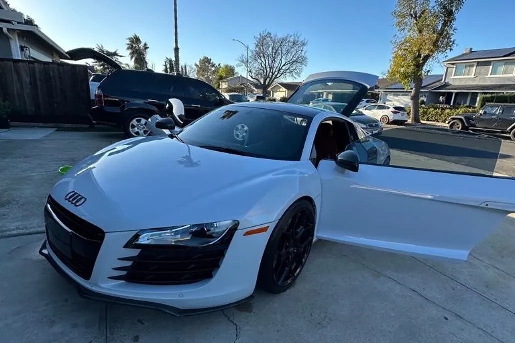 2012 Audi R8 4.2 photo 1
