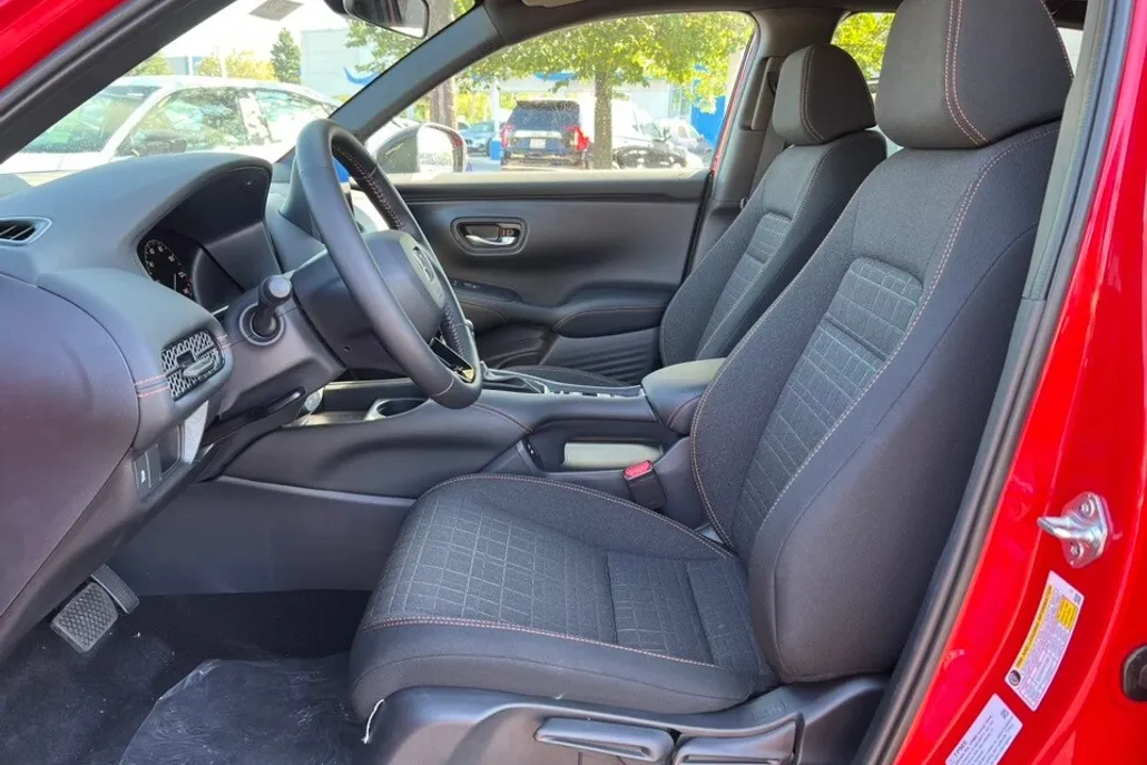 2026 Honda HR-V Sport photo 1