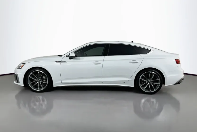 2021 Audi A5 S line Premium Plus photo 1
