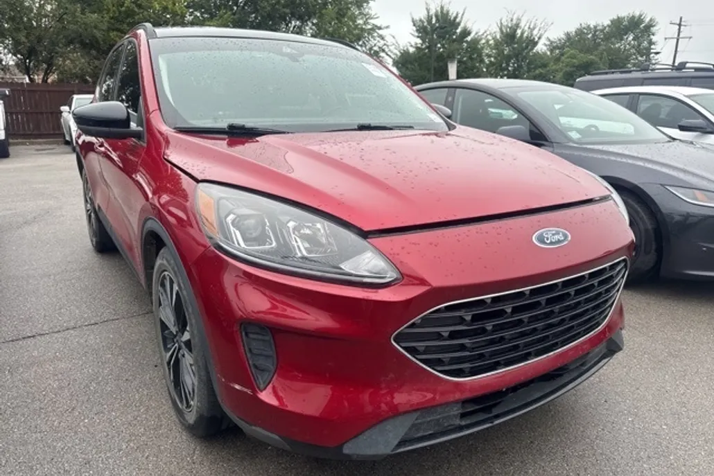 2021 Ford Escape SE photo 1