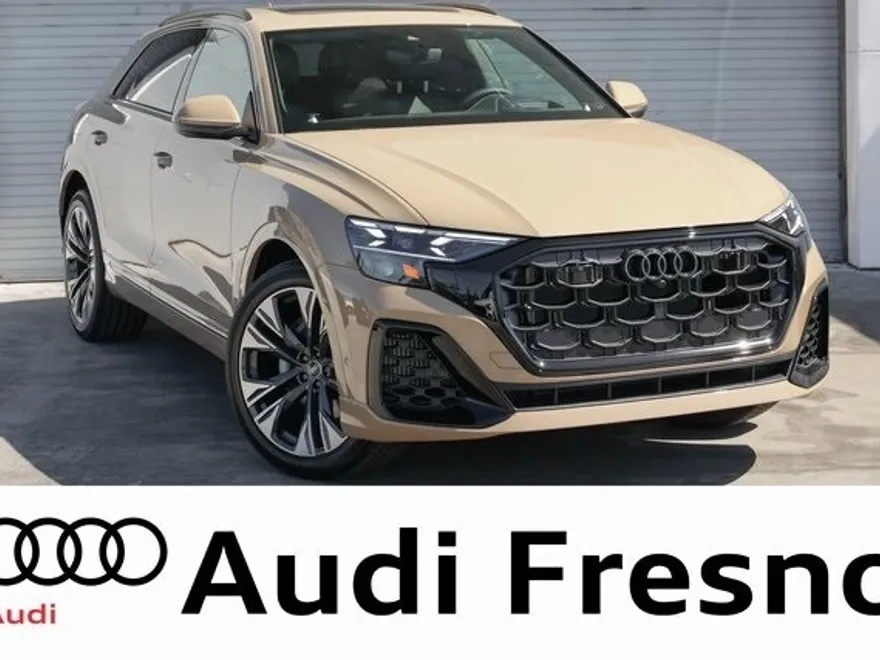 2024 Audi Q8 55 Prestige photo 1
