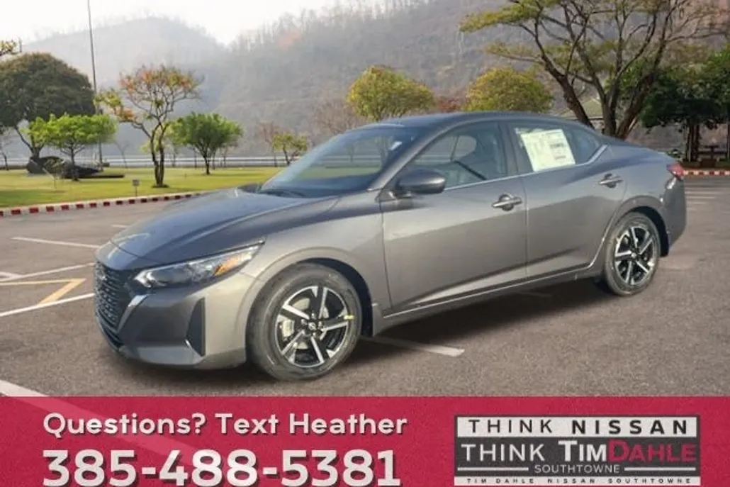 2025 Nissan Sentra SV photo 1