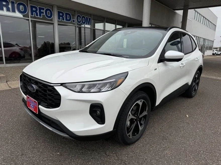 2025 Ford Escape ST-Line Select photo 1