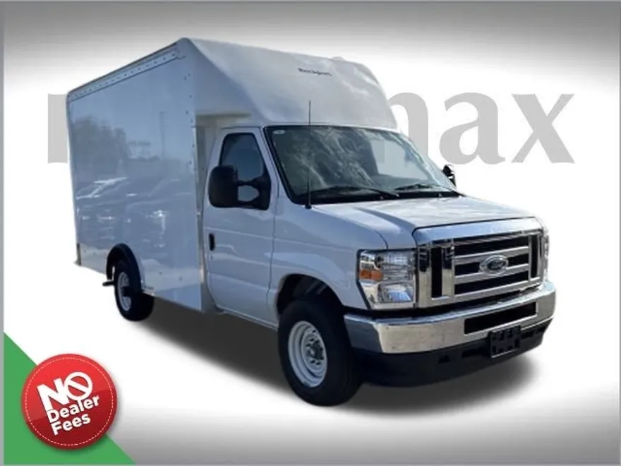 2025 Ford E-350 Base photo 1