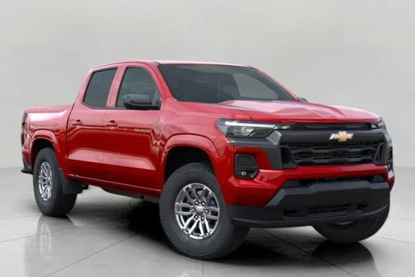 2026 Chevrolet Colorado LT photo 1