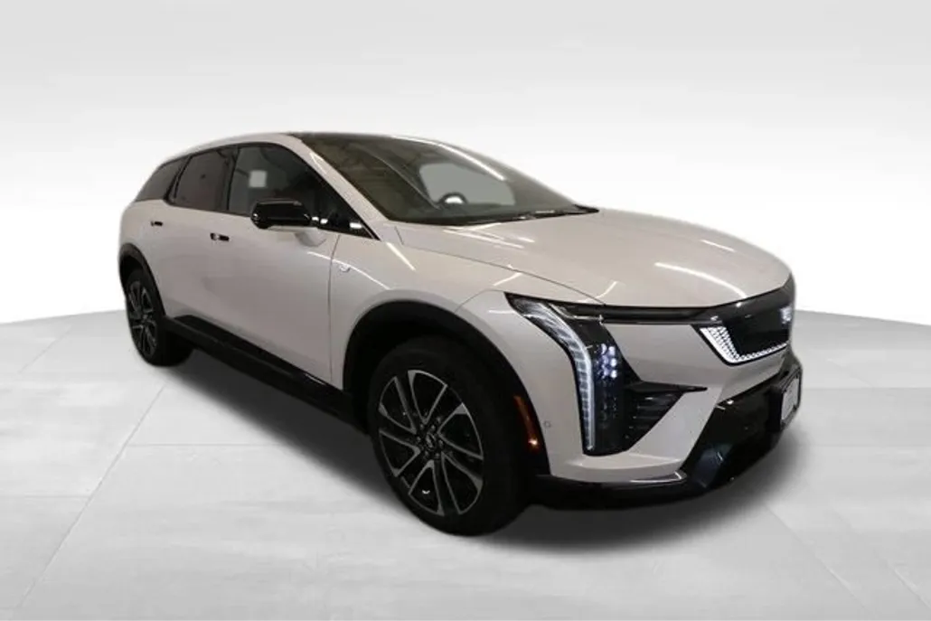 2025 Cadillac Optiq Sport photo 1