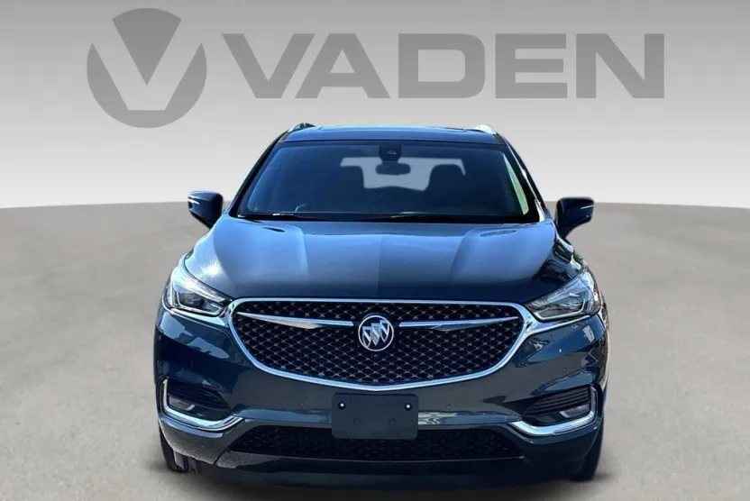 2021 Buick Enclave Avenir photo 1